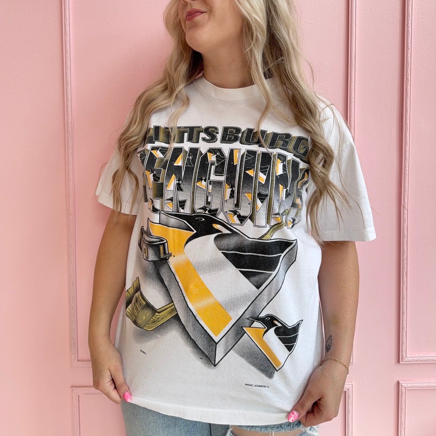 Pittsburgh Penguins Tee 90s Magic Johnson Brand