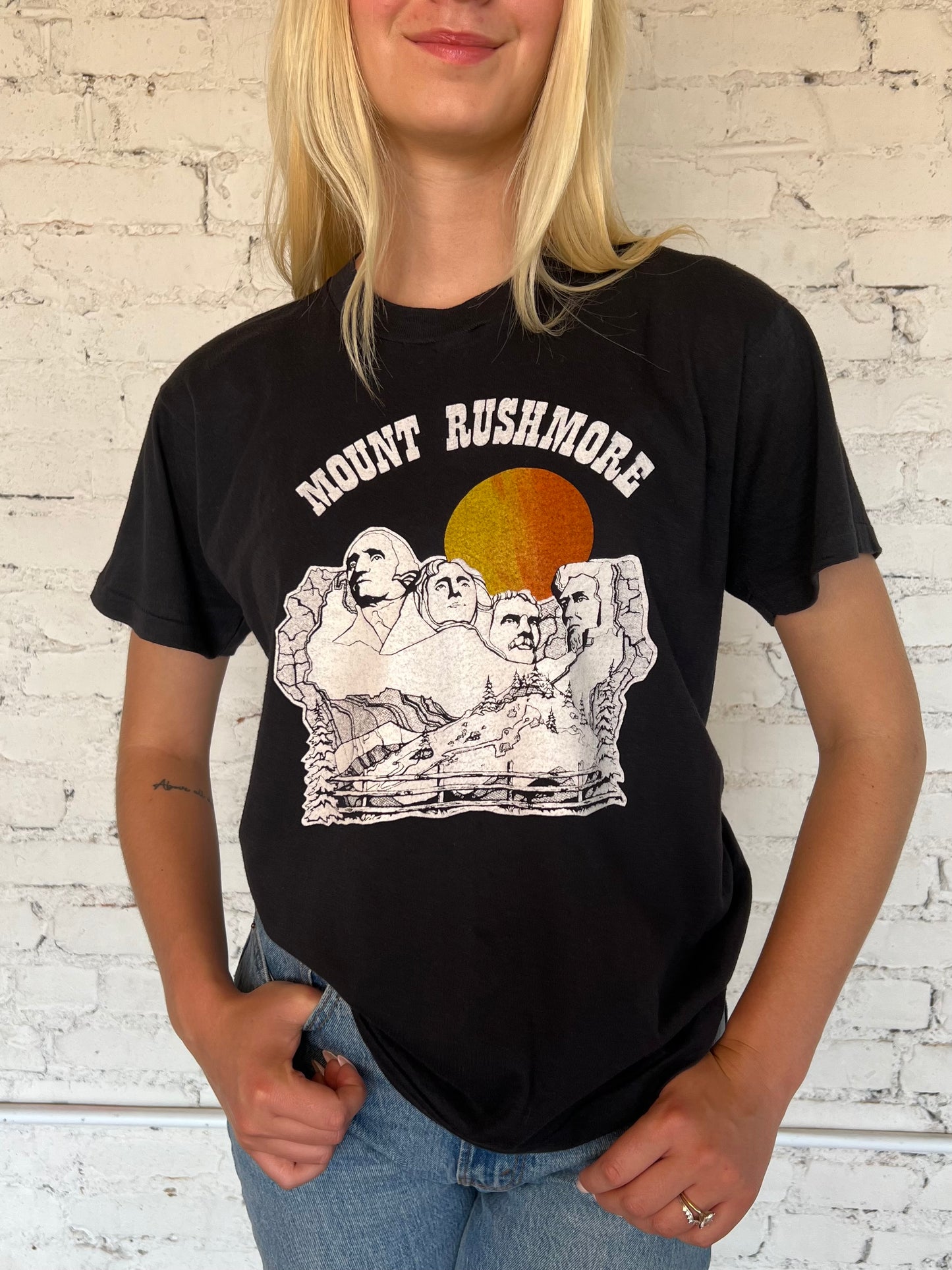 Mount Rushmore Butts Tee 70s